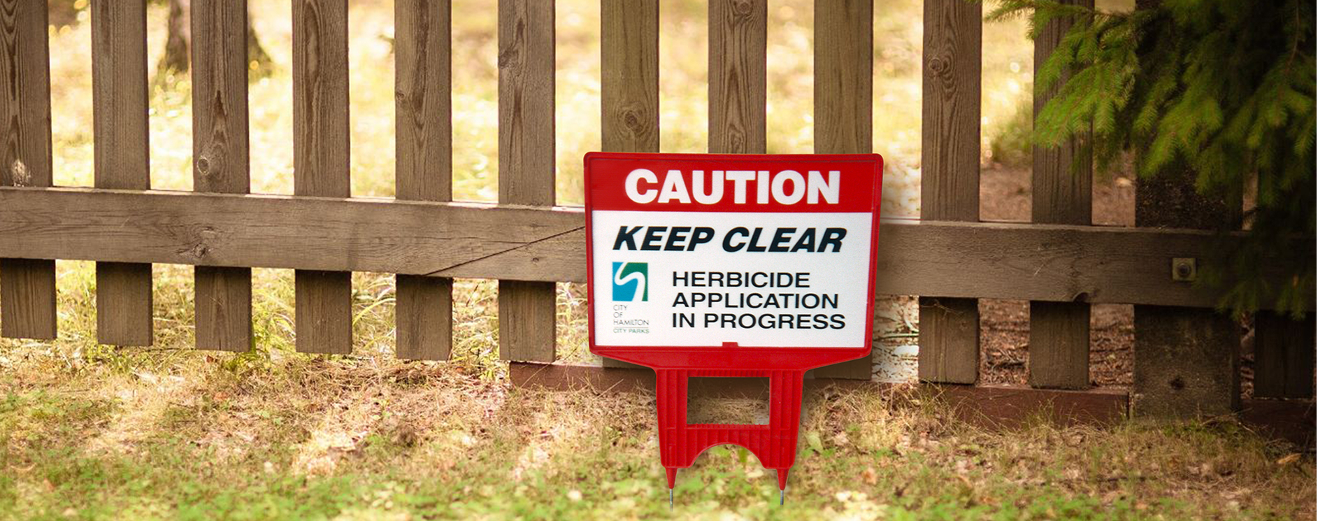 WEED SPRAYING SIGN HOLDERS